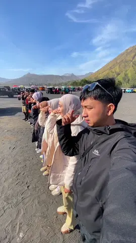 Mo ngapain ko repot 🤙🏻 #fyp #jointrend #dancechallenge #tiktokviral 