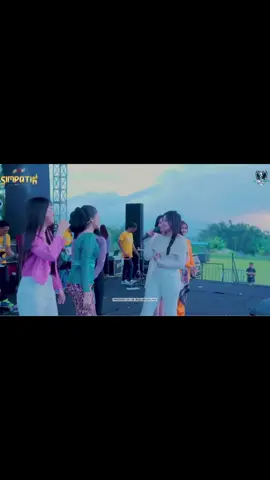 uwenak jii😄 #fyp #bahanstorytime #foryou #simpatikmusic 