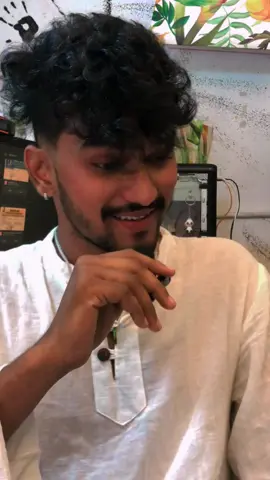 බොරැවට බලාපොරොත්තු දෙන එක පවක් ..💔😣#crushbbh #viral #😘❤️ @Saduwa😩💕 