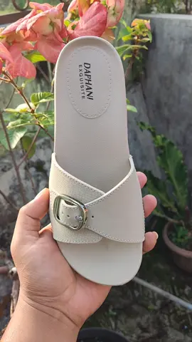 Sandal wanita gesper kekeinian model terbaru #sandal #sandalwanita #sandalkekinian #sandalviral #sandalterbaru 