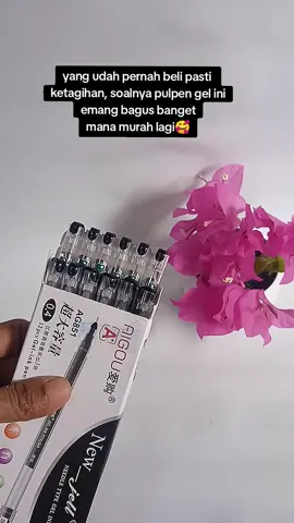 pulpen gel 12 pcs harganya murah banget rugi kalau ga co#pulengel12pcs #pulpengel #pulpen1pak #pulpenmurah #pulpenviral 