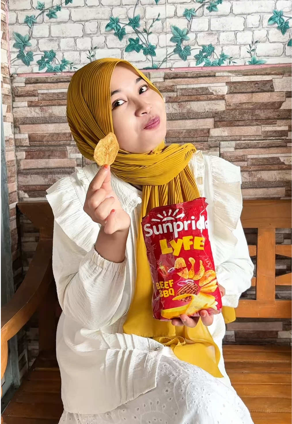 Wahh kalian wajib cobain nih guys, Sunpride Lyfe! Pisangnya Real, Kriuknya Unreal! Gass ke Alfamart terdekat kamu! @Sunpride Official Store #SunprideLyfe #PisangnyaRealKriuknyaUnreal