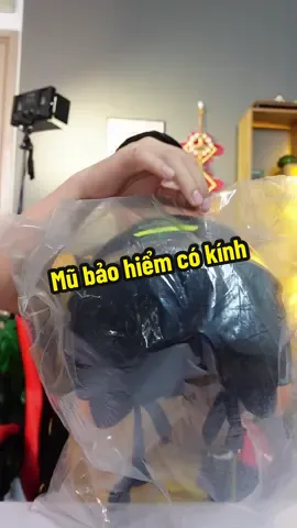 Mũ bảo hiểm kính ẩn bền đẹp giá hời #mubaohiem #mubaohiemmasontex #mubaohiemcokinh #xuhuong #nhanuytin88 