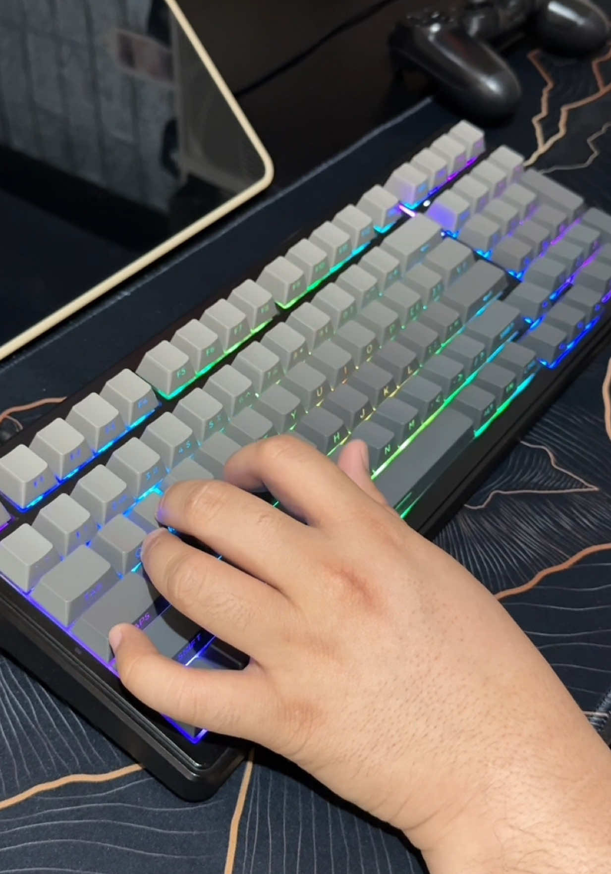 RGB vibes + mechanical feels = the Aula Mechanical Keyboard you’ll never want to let go of. 🌈⌨️ #keyboard #computerkeyboard #gamingkeyboard #mechanicalkeyboard #aulakeyboard 