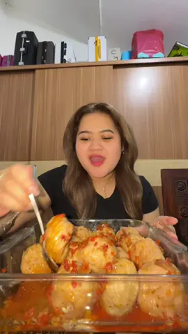 akhirnya ngeluarin jg WKWKWKWK