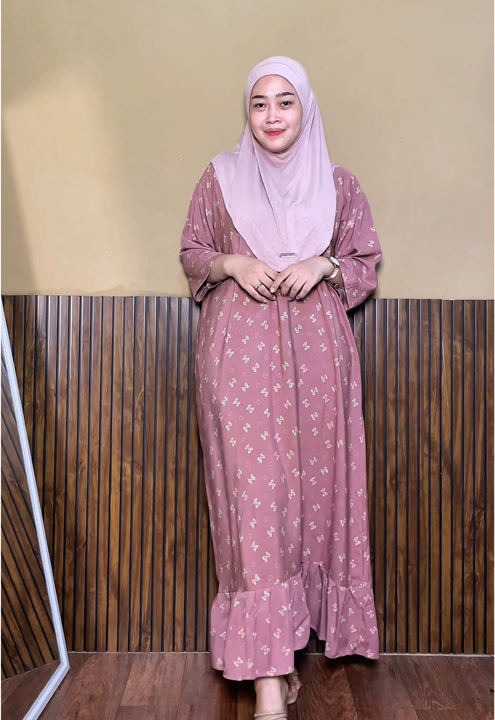dressnya cantik bisa dipakai keluar rumah, muat bb 80kg ya bund #dressmotif #dressrayon #dresscantik #dressmurah 