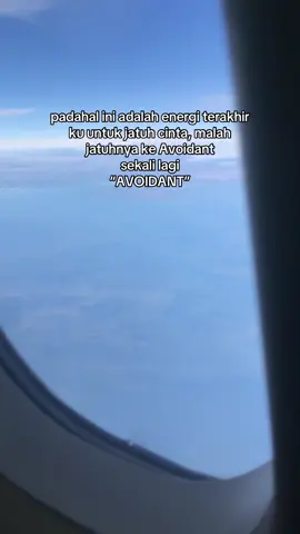 tiap hari gedebag gedebuk#avoidantattachment #avoidant #axius #attachmentissues 