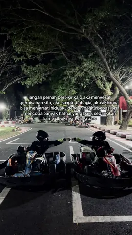 hidup udah se bebas ini masa milih buat ga nyoba hal yang baru karna ga diizinin doi?rugi lah