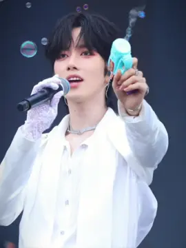 Bạch Mã Hoàng Tử 😍😍🫶🫶 #eliothuang #huangxing 