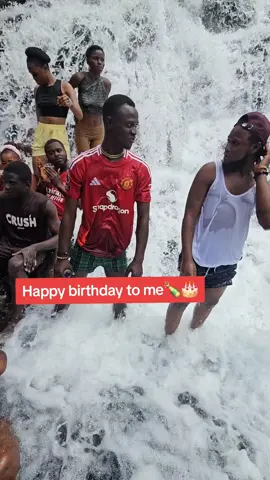#creatorsearchinsights  happy birthday to me #goviral #foryou #fyp #fypage 