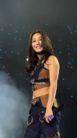 na para bang mahal ko na sya #jihyo #twice #twiceconcert #fyp #thisisforbulacan