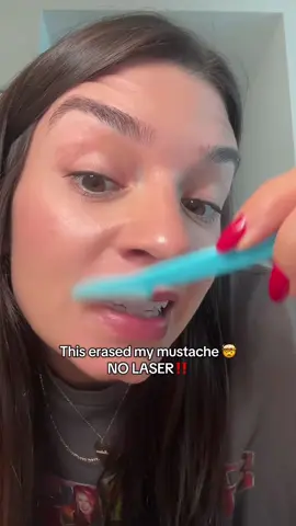 🤴people need to stop shaving in 2025! 🙅🏻‍♀️ #hairremoval #hairremovaloil #naturalhairremoval