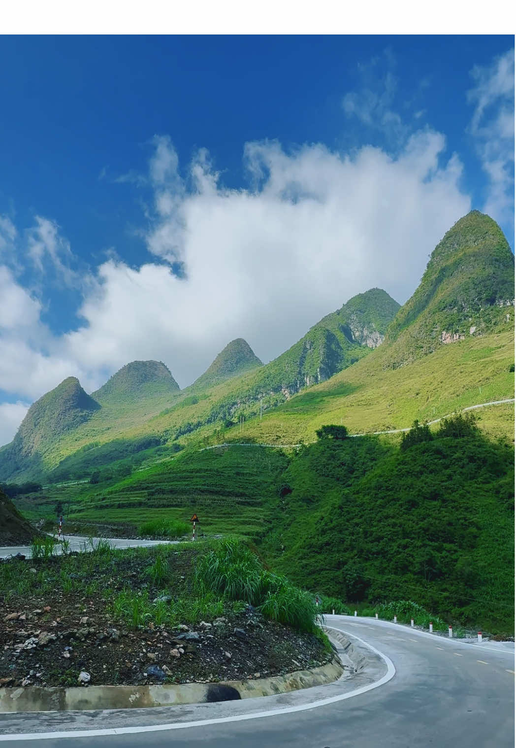 Thanh xuân là những chuyến đi bây giờ không đi thì bao giờ đi ☺️☺️ 05/10 nắng đẹp say lòng ❤️ #hagiangtretravel #xuhuongtiktok #canhdepvietnam #hagiang 