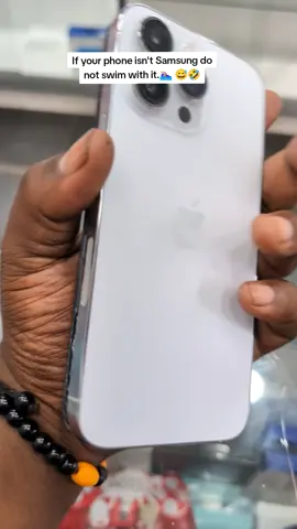 #creatorsearchinsights  If your phone isn't Samsung do not swim with it. 😅🤣