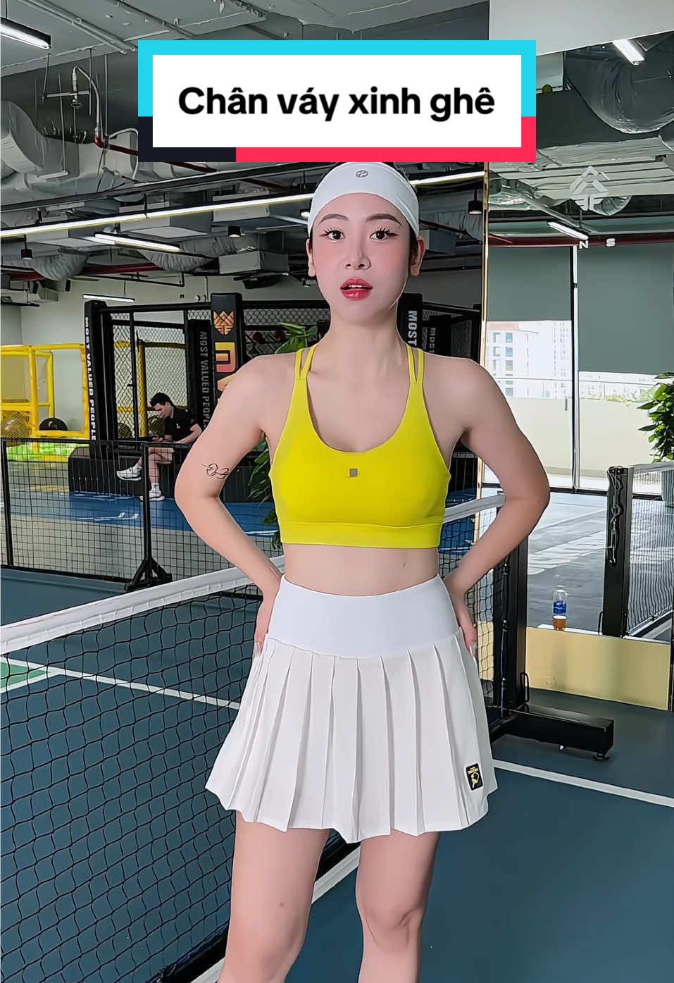 Mix với áo gì cũng đc 🥰