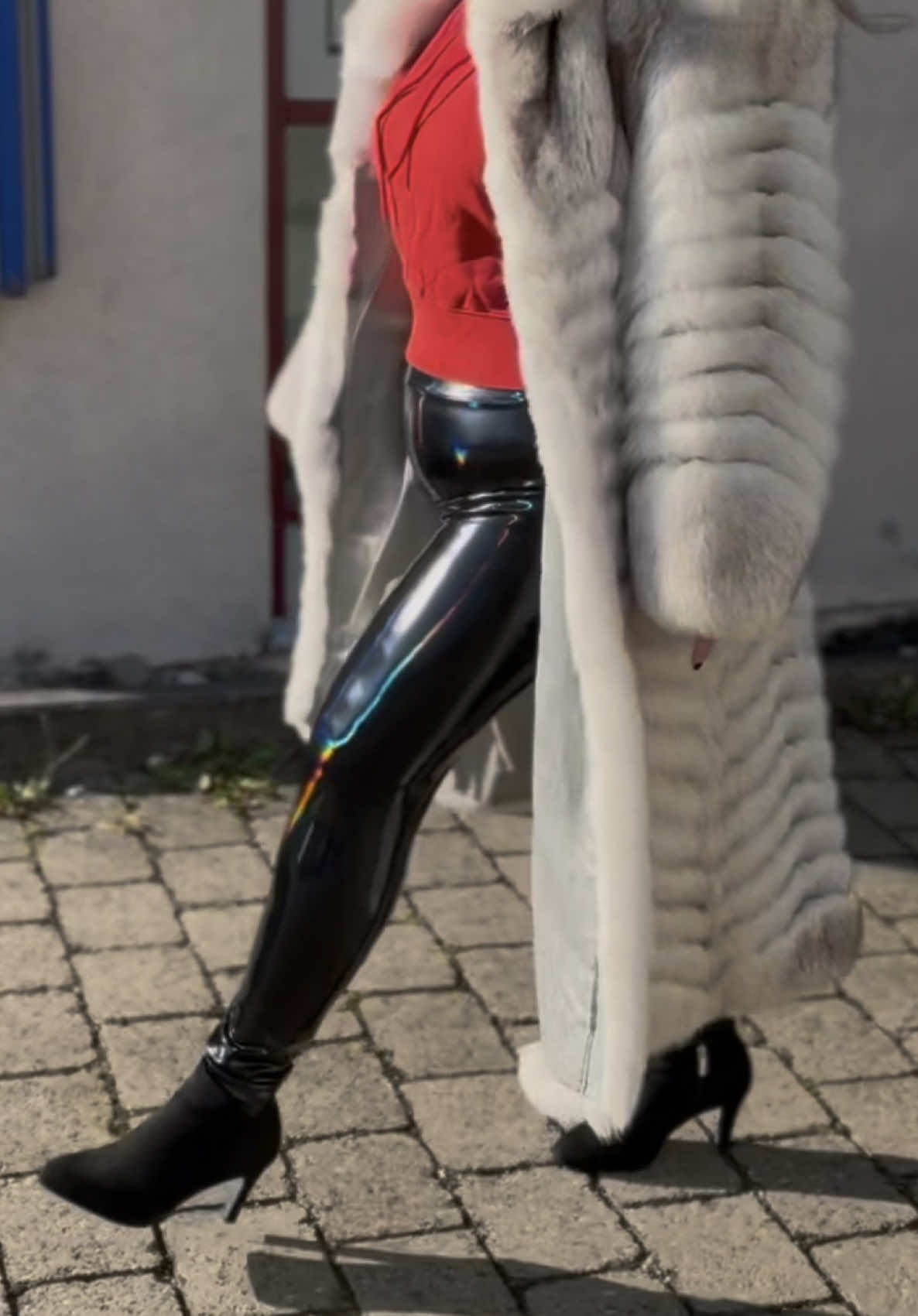 Power dressing, but make it glossy. #maincharacterenergy #winterfashion #latexleggings #glossyfashion #furcoat 
