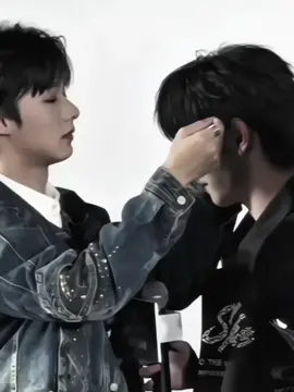 ได้กอดกันใครฟินสุดดูหน้าเอานะคะ #บันทึกส่วนตัวของอู๋เสีย #บันทึกจอมโจรแห่งสุสาน #เฉิงเซี่ยง #สวีเจิ้นเซวียน #chengxiang #xuzhenxuan #foryou #foryoupage #fypppppppppppppppppppppp #foryoupage #ffyyypppp #fyp #fy #foryou #fyp 