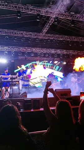 Concierto Kumbia King!!😘 Sabes a chocolate.. GRAN NOCHE., aunque bloquearon la señal. #kumbiakings #video #videoviral #soya #creator @👑 Kumbia Kings 👑 