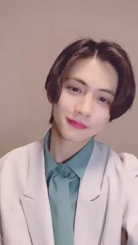 本人にも1回しか伝えたことないけど洸希くんを推すきっかけになったのは洸希くんのTikTokだったからまとめてみた👍🏻💘 EBiDAN元祖TikTokerの洸希くん😽💘いつだって洸希くんはPioneerなんだよ🫶🏻一時スパドラ公式垢みたいになってたのも懐かしい🥹 #スパドラsuperxks #田中洸希 #スパドラ #笑い話 #多くて全部は網羅できてないよーたくさん投稿してくれてありがと🫶🏻@田中洸希 @SUPER★DRAGON 