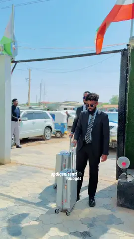 Sxpkaaga wali siijooga soo mentiongaree boorsooyinkiina wali way siibadanayaan #santivallogs  