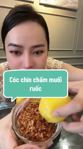 Cóc chín chắm muối tép 