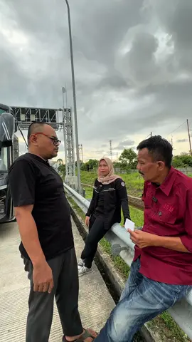 ijal = indak jaleh . . #sutanraya #sutanrayabus #pariwisata #sewabuspariwisata #padang  . . @Sutanraya_travel @Iwan koto @ROZA LAWEH 87 