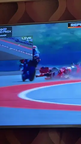 lagi dan lagi crash😕 #marcmarquez #motogp #mandalika 