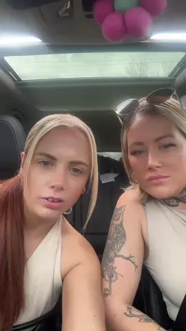 what do we like to drink 🍸 🤔 🤣 #sisters 