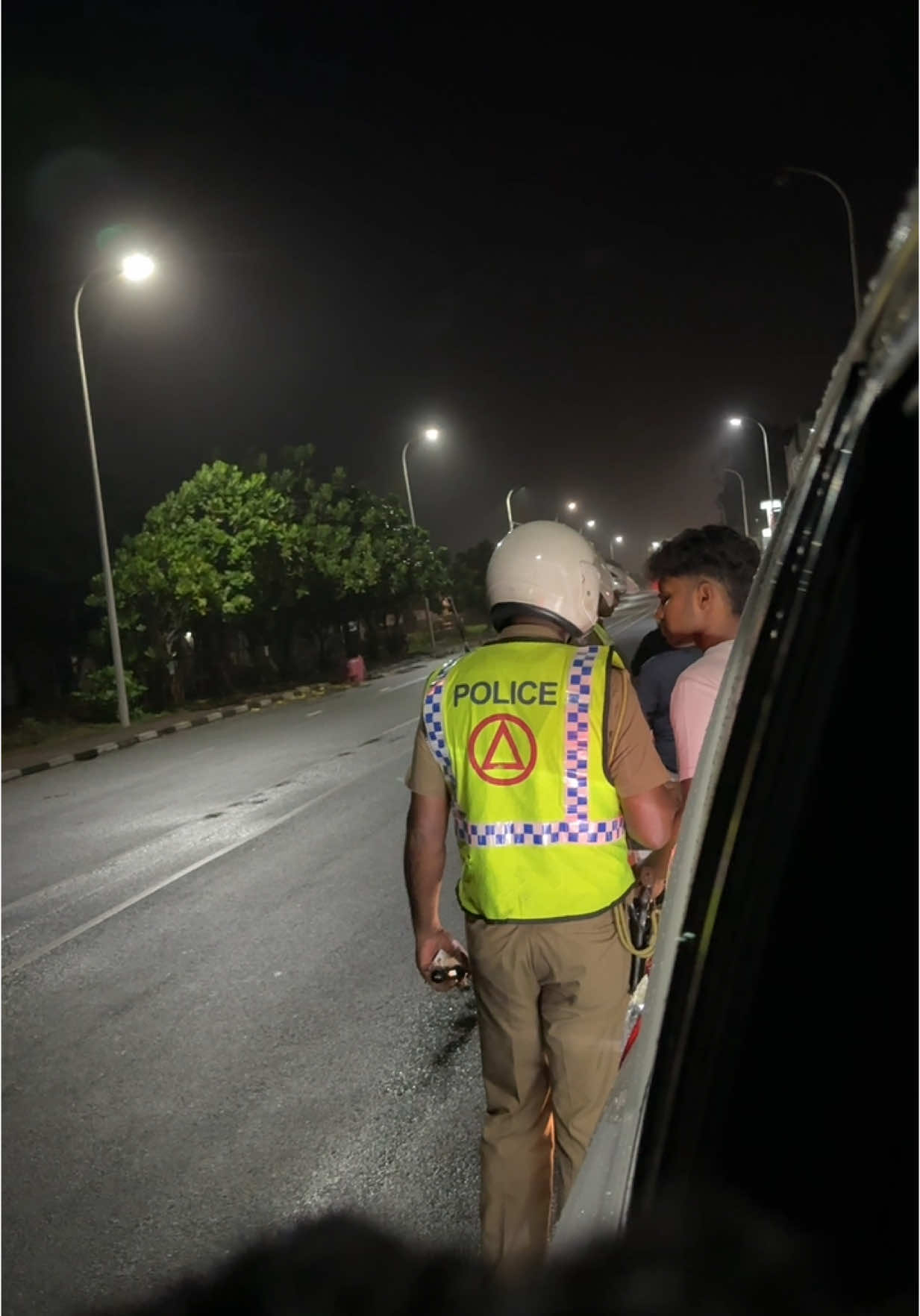 පුත්තු 😪😂 #fypシ゚viral #trending #prado #tx #onthisday #viral #prado150 @𝐇𝐞𝐳𝐢.𝐲𝐲𝐲 🦋✨ 