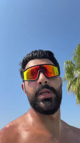 Singing while running is harder than  you think 🐙  🏃   #dubai #fyp #foryou #Running #beach 