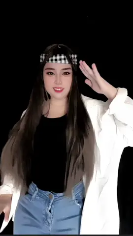 ikat kepala apa yg dapat 🤭🤭🤭 Rani gergaji numpang lewat 😁🏃🏃 #bollywoodsong #bollywood #fourpageyou #viral #fyp  @⚔️🆂🅱🅿𝓡𝓪𝓽𝓾 𝓗𝓪𝓵𝓾ʙʙꜰ🎭 @⚔️🆂🅱🅿Anna_Khan🇮🇩DKE🇮🇳❄️ 