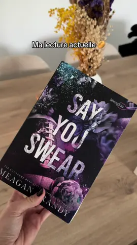 Ma dernière lecture, ma lecture actuelle et ma prochaine lecture 🤍 Et vous, quelles sont vos lectures ?  #campusdrivers #sayyouswear #booktoker #leclubdeslecteurs #bookaddict 