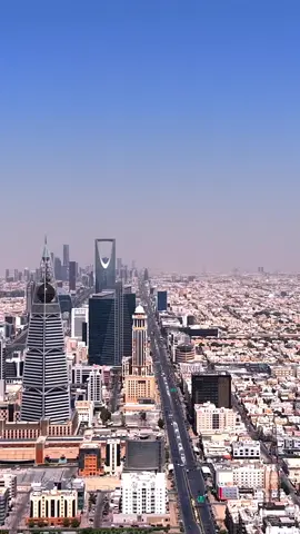 وين تبدا هالمدينه كل يوم ؟🥹 #اكسبلور #foryou #viral #riyadh #تصويري