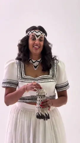 Happy irreecha to all my people #ethiopian_tik_tok🇪🇹🇪🇹🇪🇹🇪🇹 #thankful #feelinggood #martinacloset @Martina closet #oromotiktok #irrecha  you can order now 0912751070