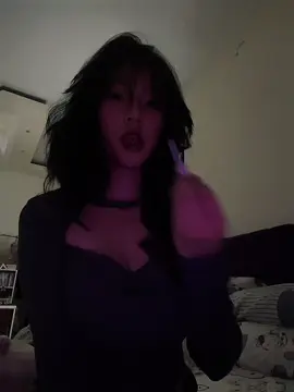 🧘🏻‍♀️🦶🏻