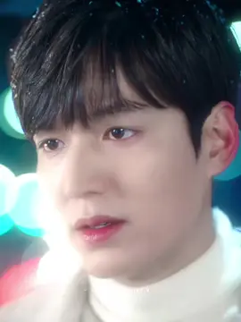 Cái dáng đi của anh này đúng là phải thuộc top 1 thế giới. Thủ lĩnh F4 có khác...  Dáng đi và dáng đứng của anh Lee Min Ho sang mà bắt anh phải đóng vai tài phiệt mới hợp á 🫣 #traidepchaua  #Leeminho  #xuhuong 