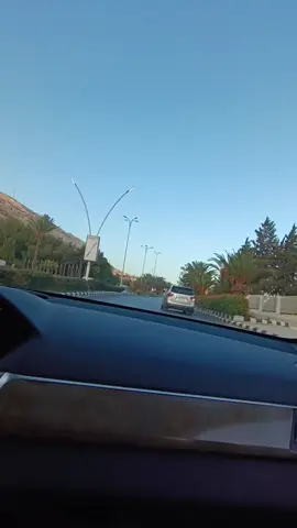 وحيات حجارك المدمرة بتسوي الف بلد معمرة #دمشق 