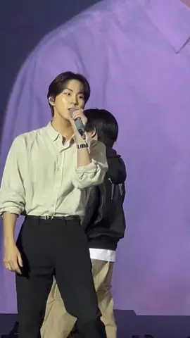 anjiirrrlahhh jungwon 🧎‍♀️😭 251005 WTL IN SINGAPORE D3 | SOUNDCHECK ctto #jungwon #enhypen 