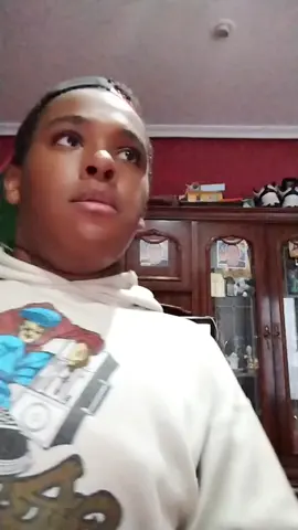 #yo imitando a Dani el trabajador cara al público