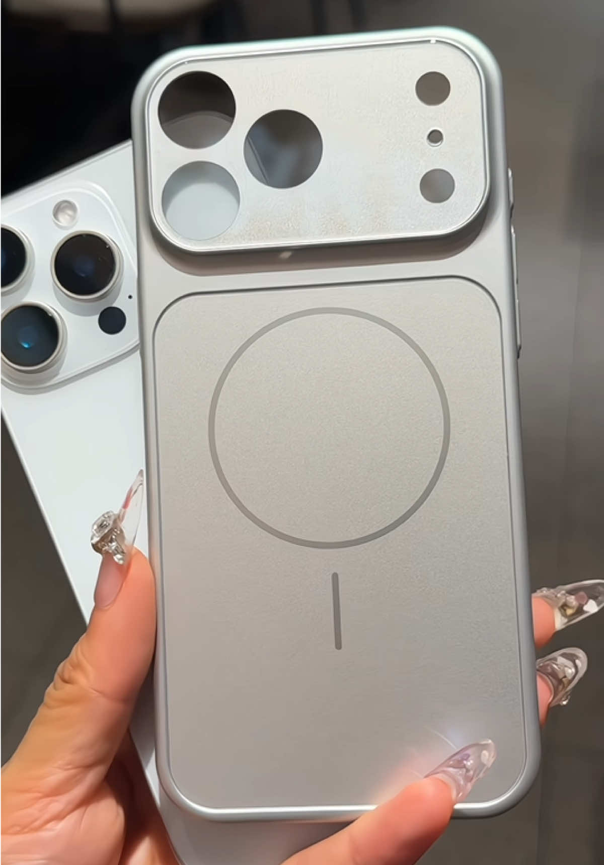 ốp độ iphone 17 #ốpđẹp #iphone17promax #oplungchongsoc #oplungmagsafe #oplungsieumong 