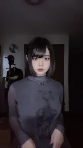 この服可愛いけど後ろスケスケすぎて何着ればいいんだ？？#07 #女子高生 #fyp 