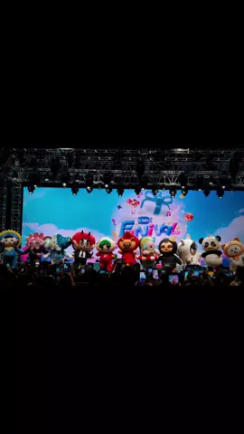 absen cucu dulu best... yg tanya kok gada permpoon.. saya juga gatau itu cucu satu kemana🙏#gmmtvmascots #gmmtvfanival #mascot #foryoupage 