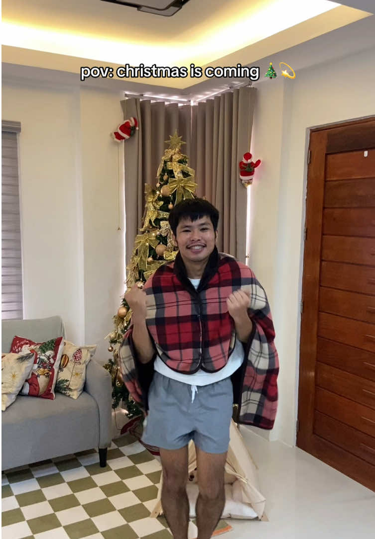 pwede pang regalo this christmas #blanket #wearableblanket #giftideas #christmasgift #christmasseason 