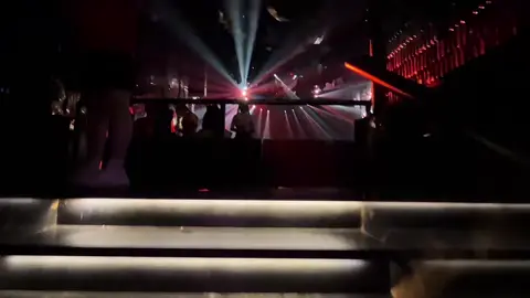 dân chơi tốn nhiêu $ cho khúc này rồi. 🙄 #EmpireClub #Empirebar #Viral #MusicViral #vinahouse 