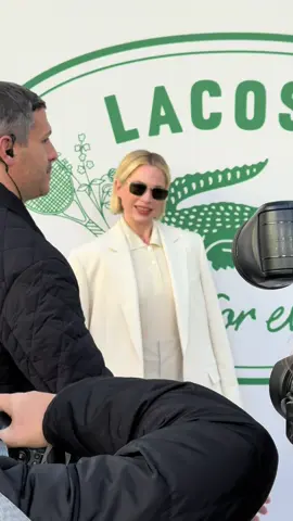 #MichelleWilliams goes monochrome for the #Lacoste spring 2026 show. #ParisFashionWeek