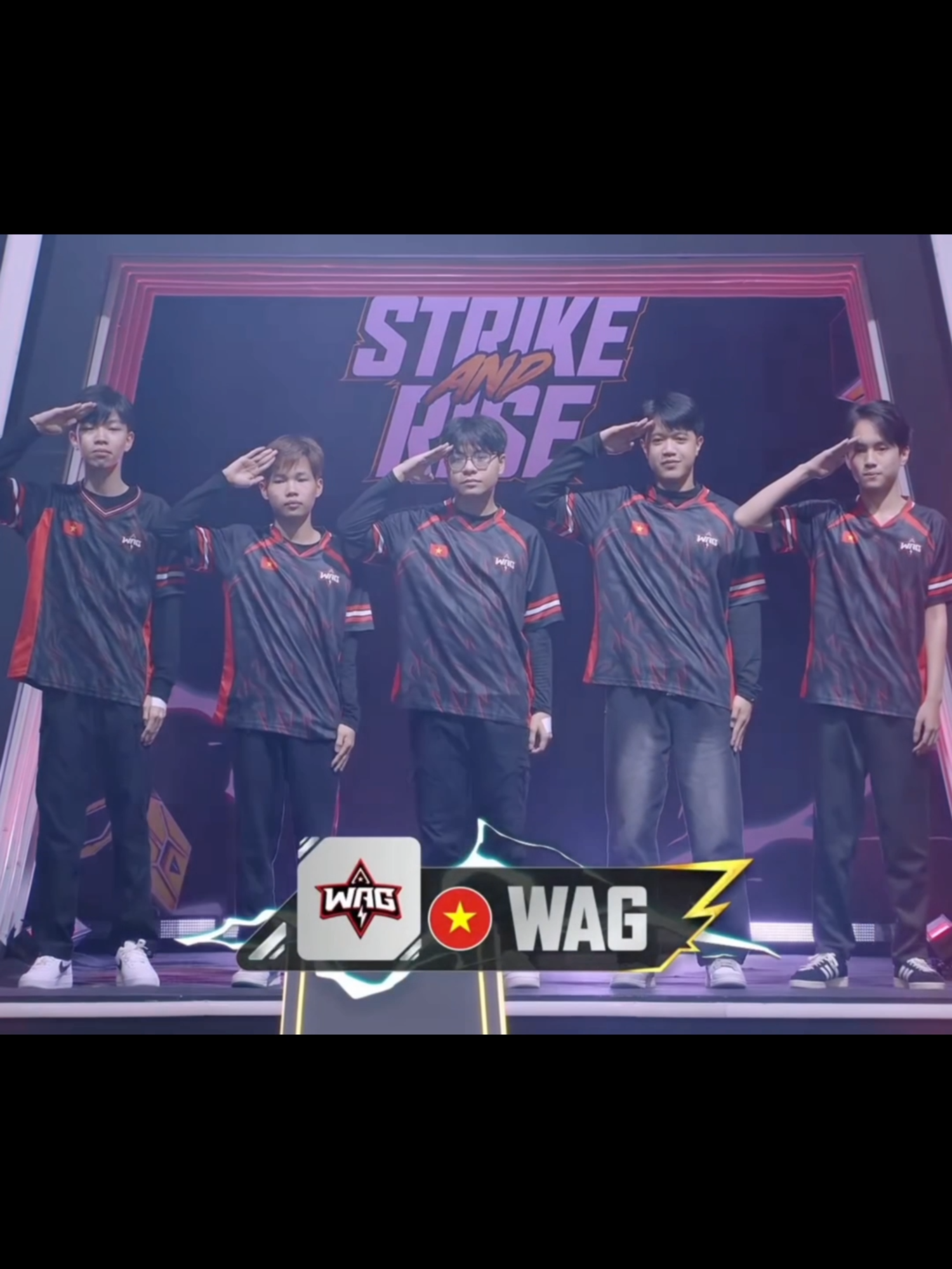 VIỆT NAM ĐÃ SẴN SÀNG CHO CHUNG KẾT SINH TỒN ! 🇻🇳  💪P Esports Free Fire, WAG Free Fire, HEAVY cùng GOW Esports  sẽ đại diện cho Việt Nam bước vào Chung kết BR FFWS SEA 2025 Fall, mang theo khát vọng khẳng định vị thế của mình 🔥🔥🔥 Anh em, cùng “cháy” hết mình cổ vũ cho 4 đội Việt Nam nhé 🇻🇳🇻🇳🇻🇳🇻🇳 👉Trực tiếp 15H HÔM NAY trên các kênh sóng của Free Fire Esports VN #FreeFire #GamingOnTikTok #ffwssea2025fall #strikeandrise #redbullfreefire