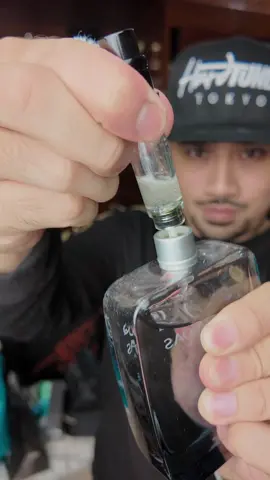 jenis kaki travel naik flight tu korang wajib standby refillable perfume bottle ni. 