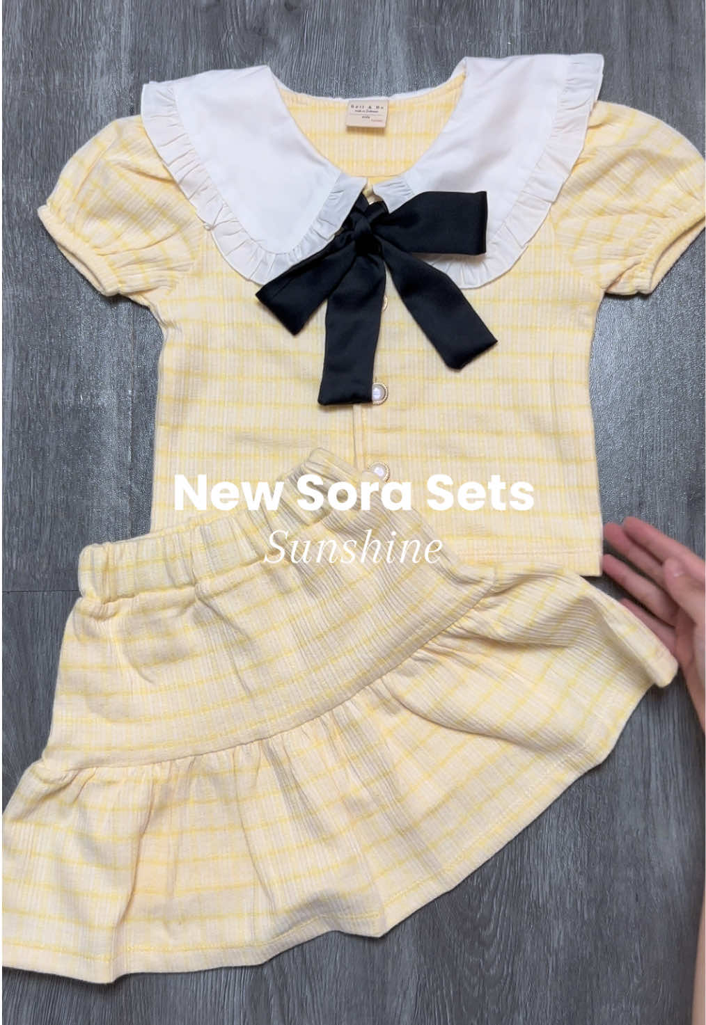 Super fresh!! 🌞 Welcome our newest color Sunshine 💛 Warna cerah yang siap nemenin si kecil main, lari, dan tertawa sepuasnya!