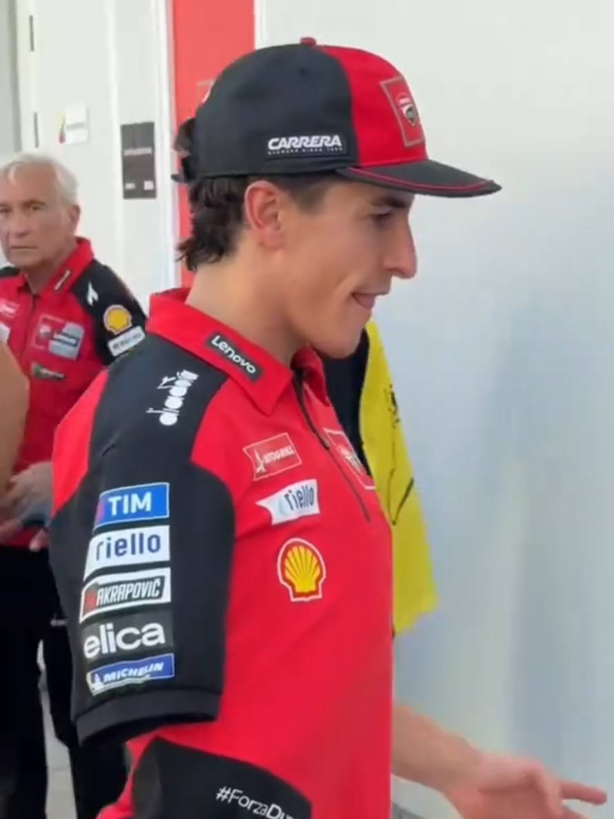 Get well soon champ 🙏💪 #motogp #marcmarquez #weare93 #indonesiangp #todorojo🔴 