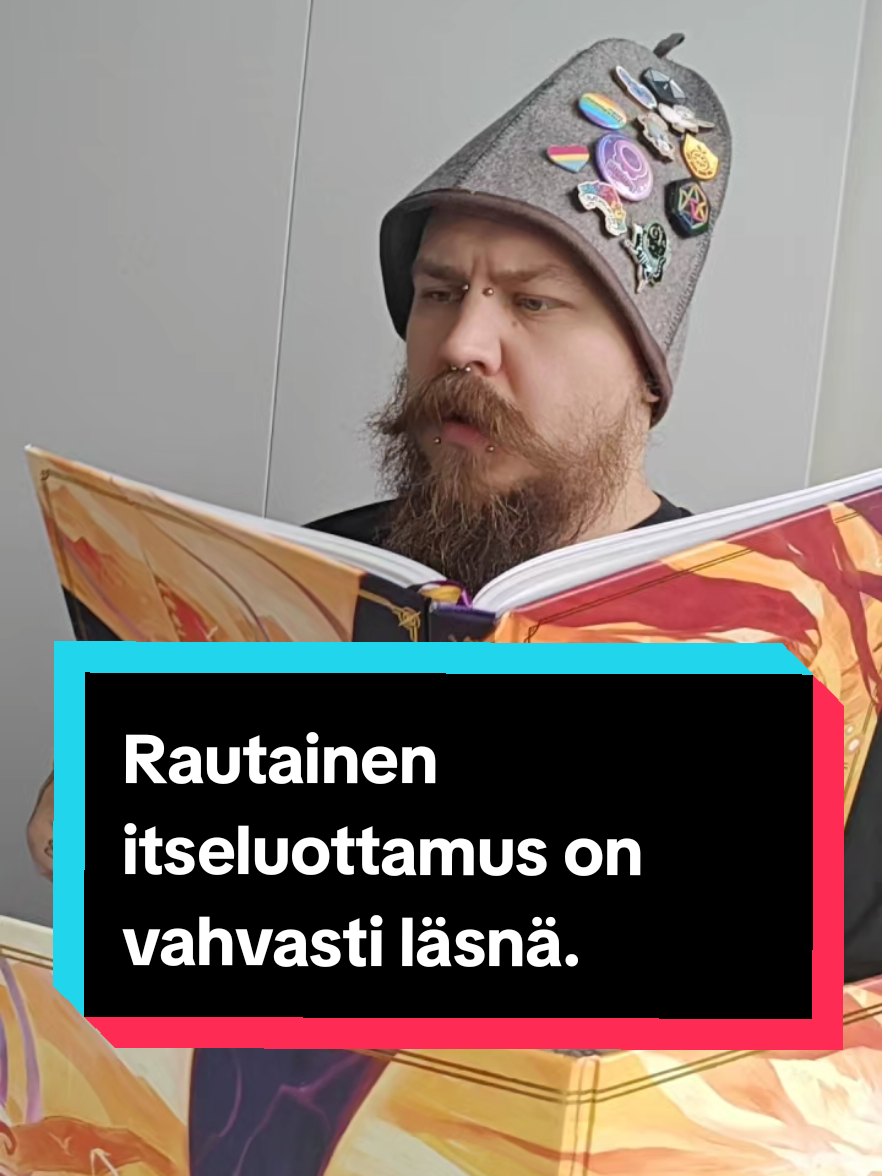 Innolla odotan live Daggerheart-kamppista! Pelataan minisetti Colossus of the Drylands -settingiä, enkä oo koskaan vetäny mitään wild west -tyyppistä. Onneksi on pari sessioo jo Daggeria takana, että ei nyt ihan puskista tule kaikki, mutta vielä pieni itseluottamus puuttuu tän systeemin kanssa.  Onneks on hyvä yhteisö ja tyypit joilta kysellä neuvoa ja ideoita.  #daggerheart #ttrpg #roolipeli #dndmeme  #noppaelämää 